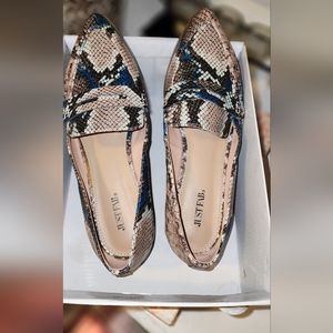 Just fab flats size 11